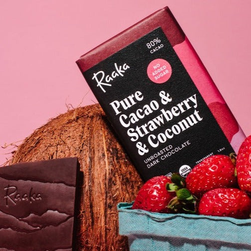 Raaka Chocolate Strawberry & Coconut 80%